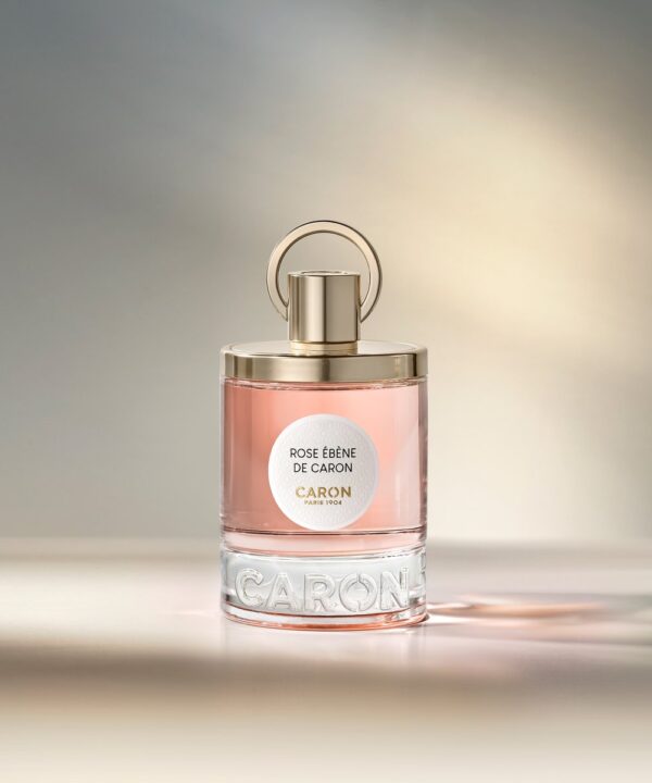 Rose Ebène de Caron